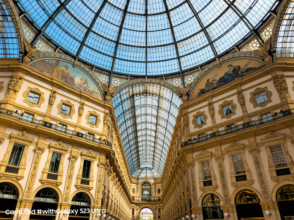 Suka Traveling ke Tempat Bersejarah? Ini 3 Cara Punya Foto Arsitektur yang Lebih Epic Pakai Smartphone 4 Suka Traveling ke Tempat Bersejarah? Ini 3 Cara Punya Foto Arsitektur yang Lebih Epic Pakai Smartphone 4