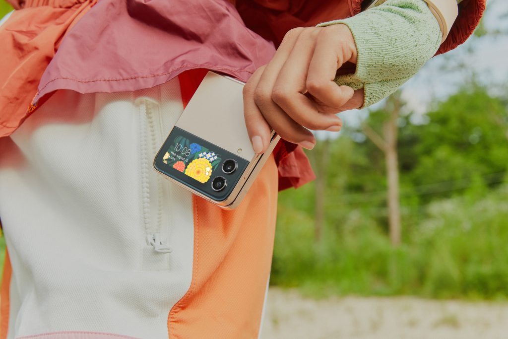 Keunggulan Smartphone Samsung Lipat yang Bikin Kamu Upgrade Hape 2