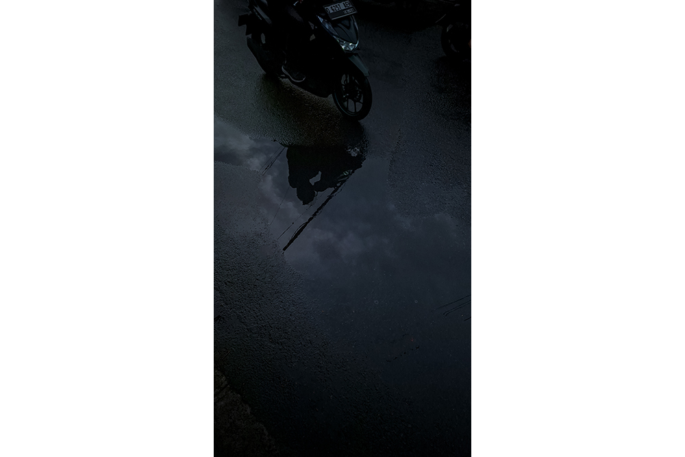 Reflection Photo 1000px